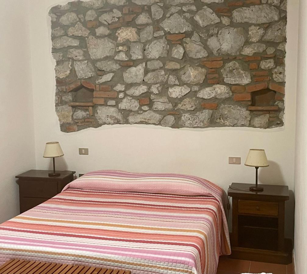 Podere Oslavia Az.Agr.Bio Giannini ألبيريزي المظهر الخارجي الصورة